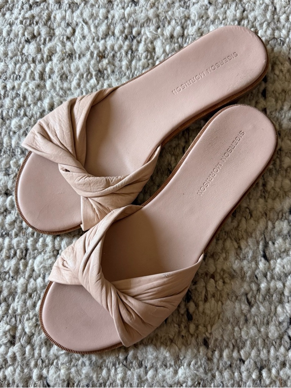 SIGERSON MORRISON - Size 9 1/2 - Twisted Flat Sandal - Ballet Pink